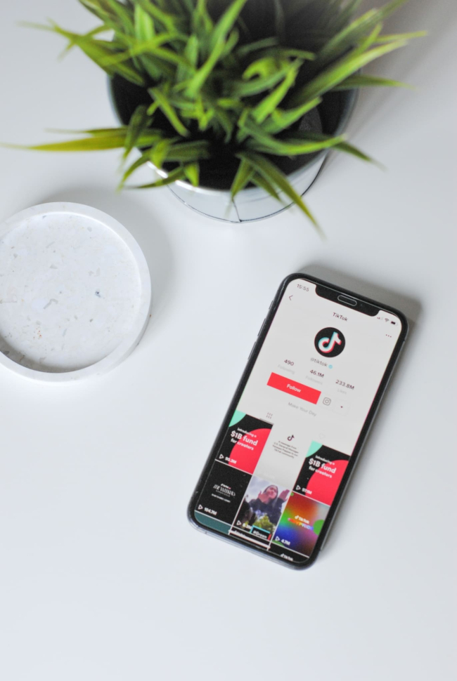 nik zmy7ag1l0eo unsplash